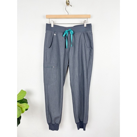 NWOT Figs Zamora 2.0 Gray Graphite Jogger Scrub Pants Sz S/P - Picture 3 of 9